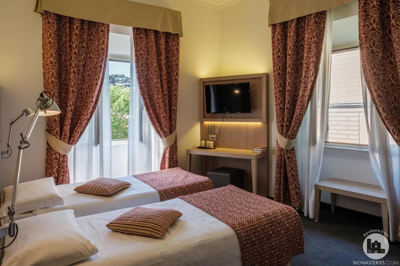 Hotel Casa Valdese Roma Esterno foto