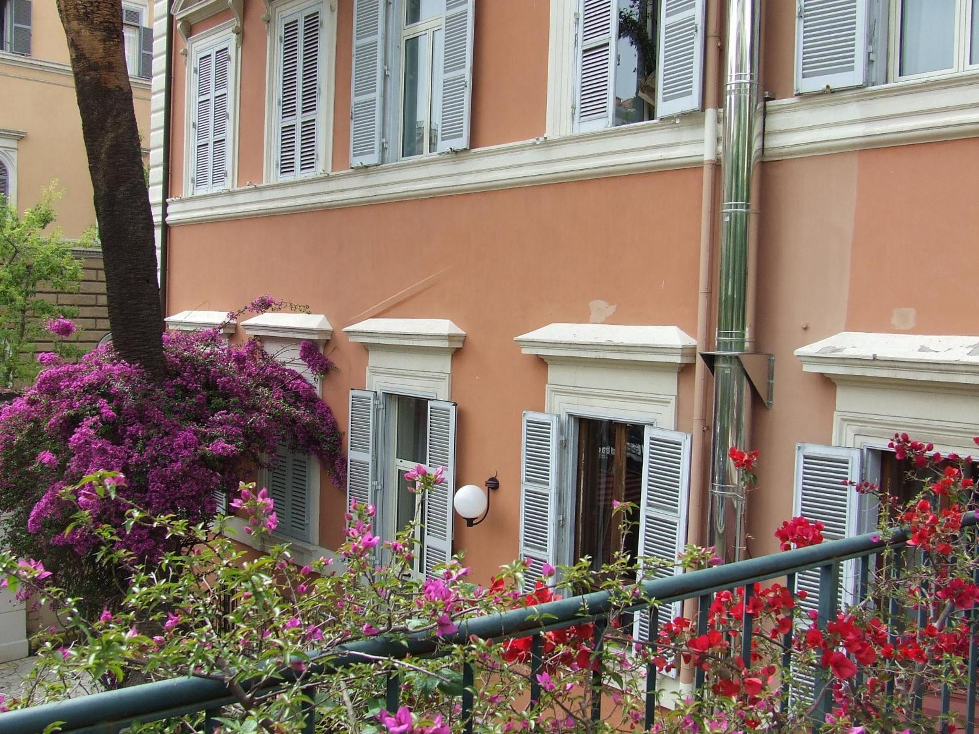 Hotel Casa Valdese Roma Esterno foto